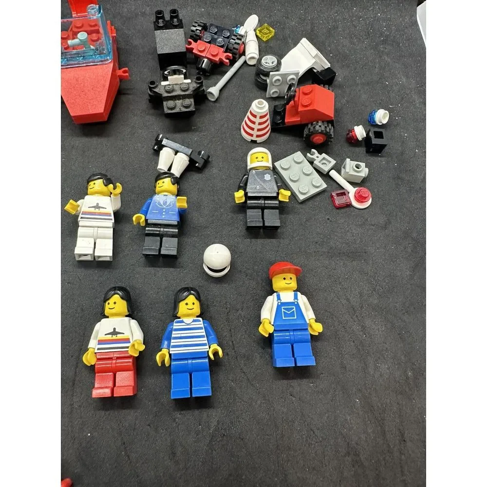 Vintage Lego‎ Minifigure Lot Space Town Late 80's Early 90's Misc Items